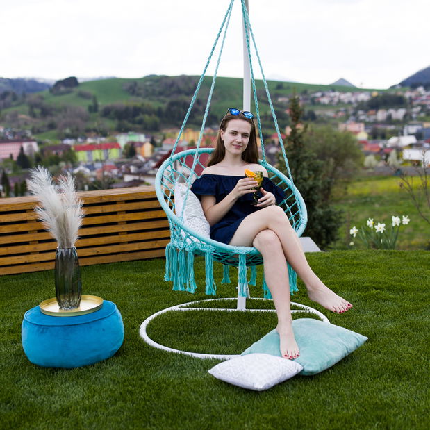 Závesné hojdacie kreslo Amarea (mentolová)