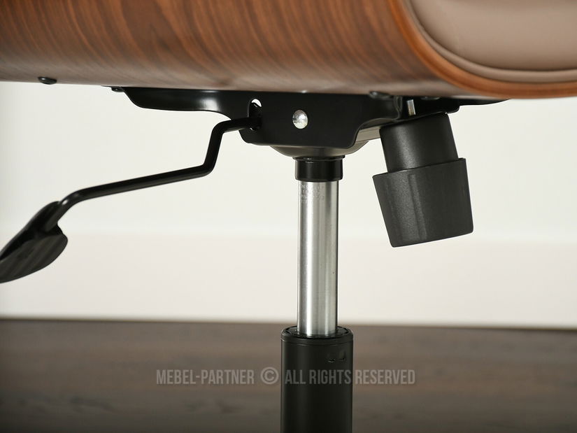 Scaun Aukley (nuc + negru)