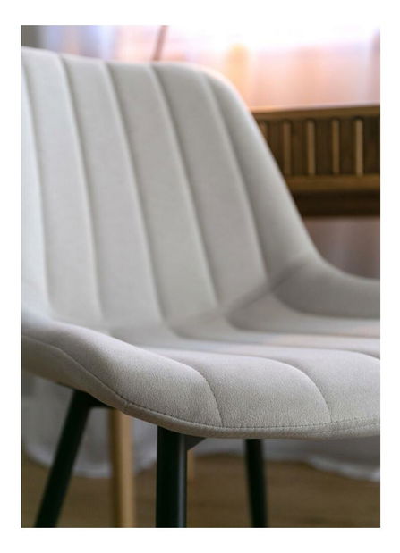 Blagovaonska stolica Ruler (krem + crna)