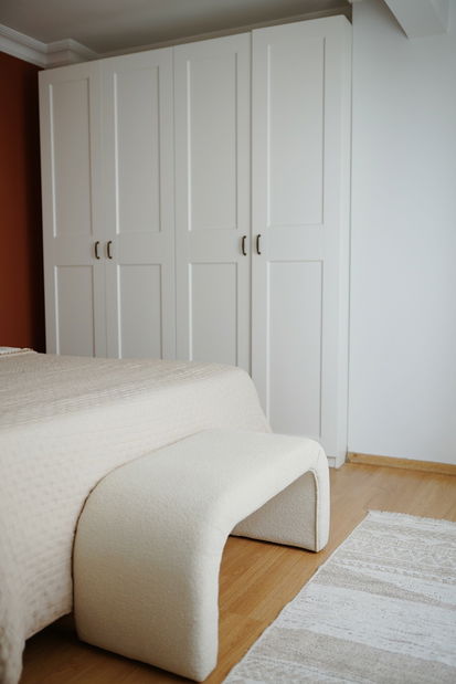 Taburetka Naos 2 (biela)