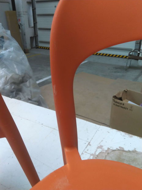 Jedálenská stolička Recibir (oranžová) *bazár