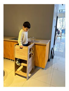 Edukativni toranj za djecu Kules (smeđa)