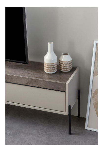 TV stolík/skrinka Beskade TV (čierna piesková)