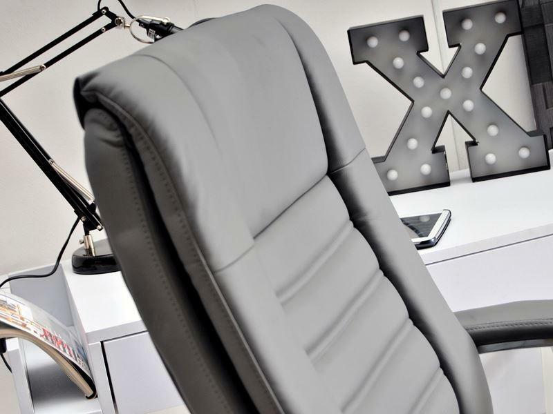 Kreslo Draggy (sivá + chrómová)