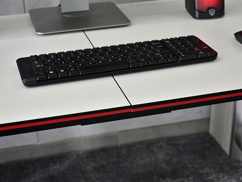 PC stolík Matts 140 (biela + čierna)