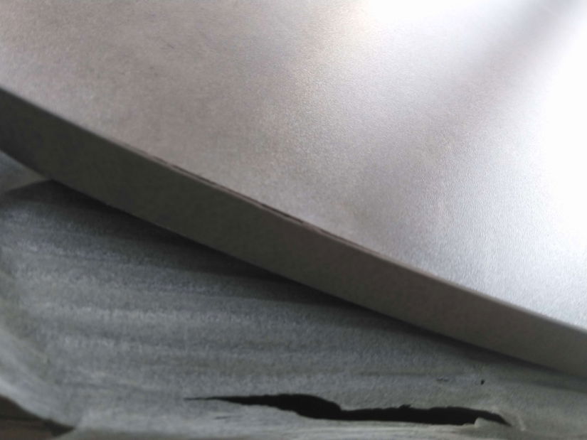 Blagovaonski stol Bird (beton + crna) *outlet moguća oštećenja