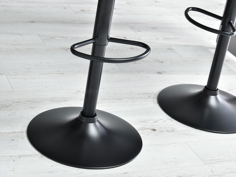 Scaun Hope (nuc închis + negru)