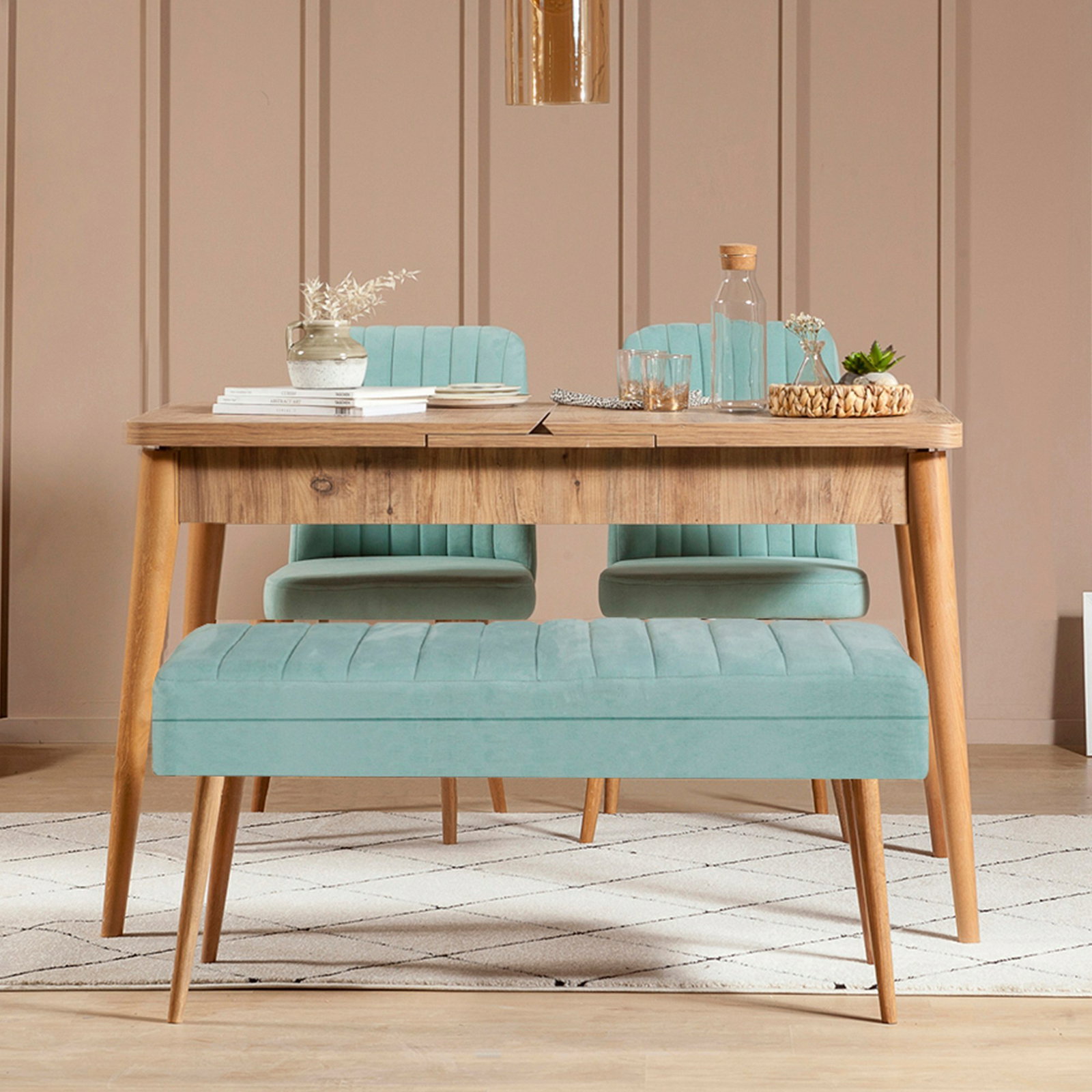 Jedálenský set Vlasta 1 (borovica atlantic + pistáciová) (pre 4 osoby)