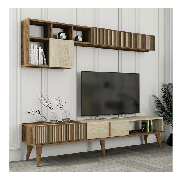 Nappali fal Millano (dió + travertin)