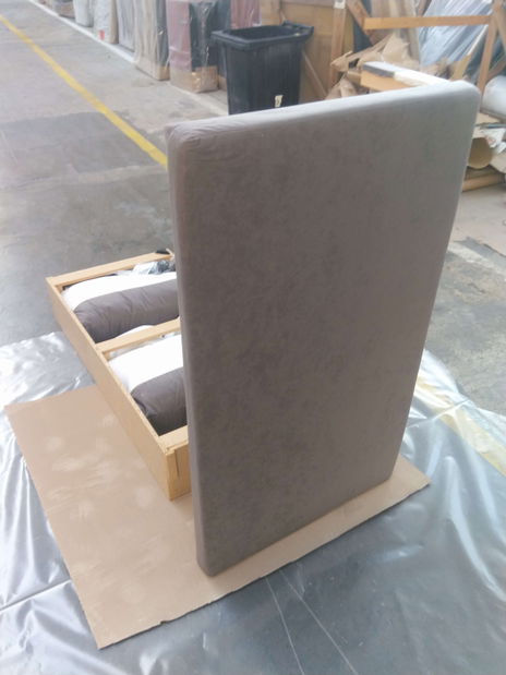 Rohová sedačka Hasina (sivá + čierna) (s poličkou a taburetkou) (s bonell pružinami) (P) *bazár