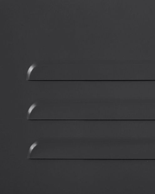 Šatníková skriňa Farom (čierna)