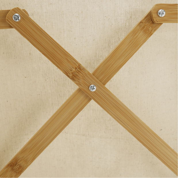 Kôš na bielizeň Nareus