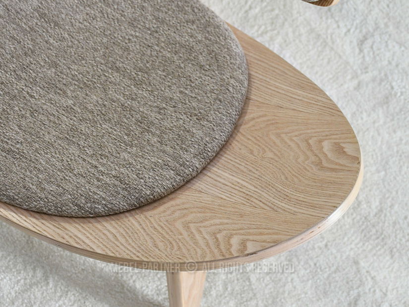 Kreslo Ronaldo (dub)