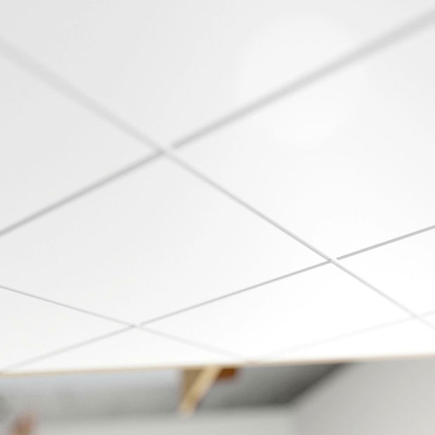 Komoda Baiano (hrast artisan + bijela) 