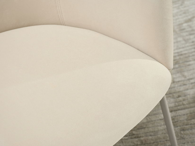Jedálenská stolička Bastante (krémová)