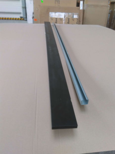 Klizna vrata Mirjan Boxdis 100 (sonoma hrast + crna) *outlet moguća oštećenja