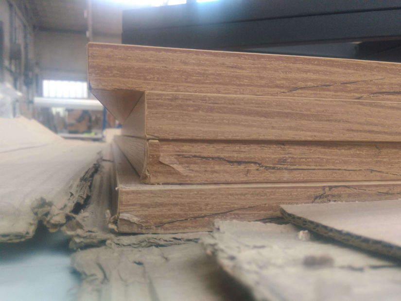 Polica Kulibo 7 (crna + atlantski bor) *outlet moguća oštećenja