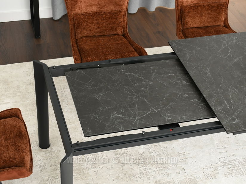Masă de sufragerie Tornado (marmură neagră + negru)