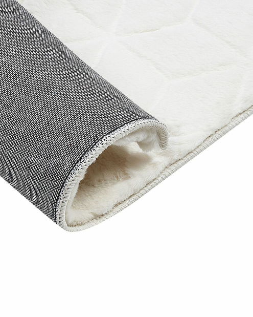 Koberec z umelej kožušiny 160 x 230 cm Thae (biela)
