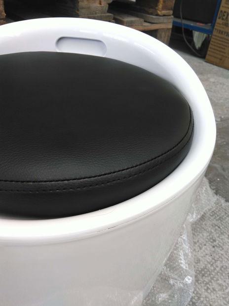 Taburetka Gana Nova (čierna) *bazár