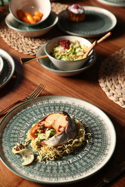 Jedálenská súprava (24 ks.) Torm (zelená + krémová) *výpredaj