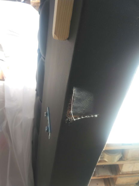 Kontinentalni krevet Enoa (crna) *outlet moguća oštećenja