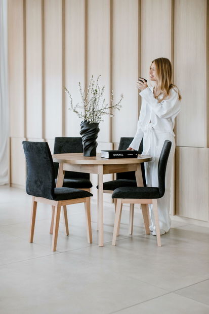 Jedálenský stôl Octavia 3 L (dub artisan + biela) (pre 4 osoby)