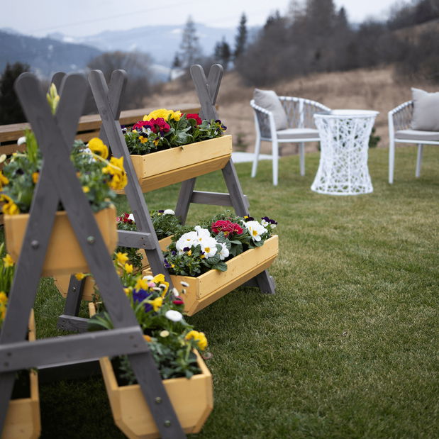 Stalak za cvijeće Berben