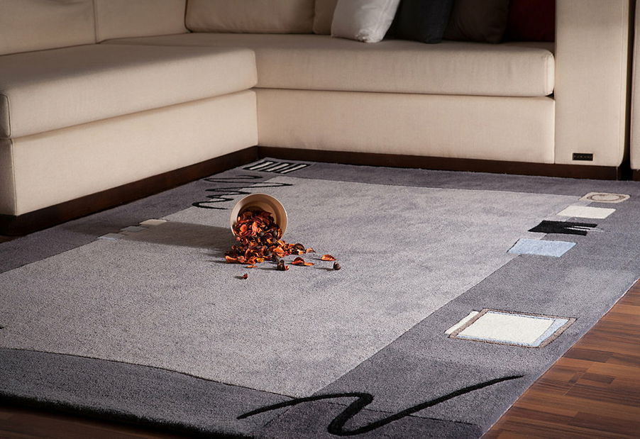 Ručne vyrobený koberec Cosmopolitan Handcarving 831 Silver