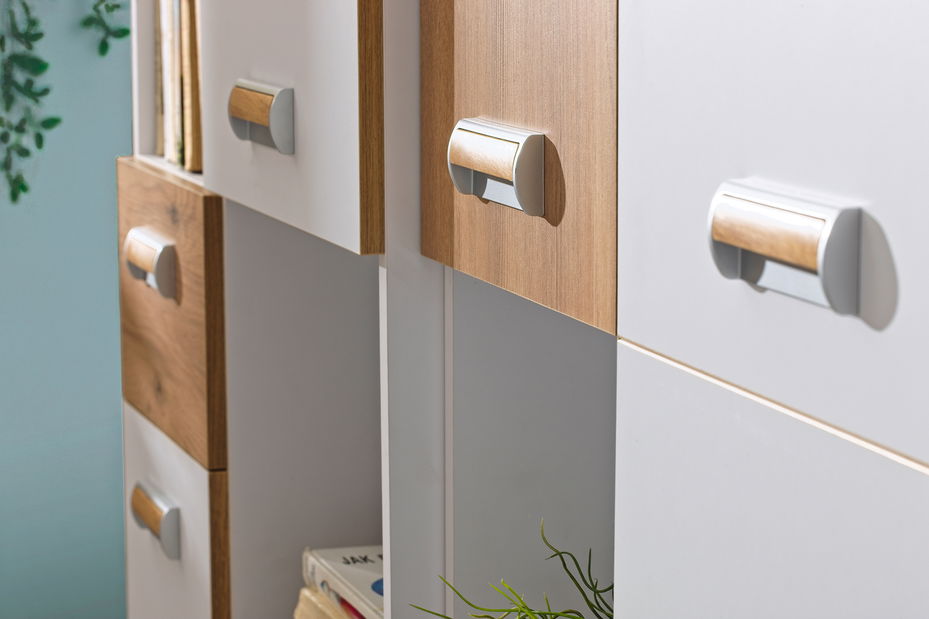 Komoda Lavendon L6 (dub nash + lesk biely)