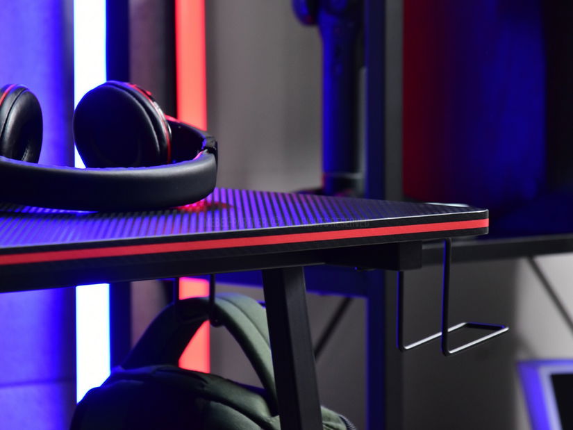 PC stolík Stigma (čierna)