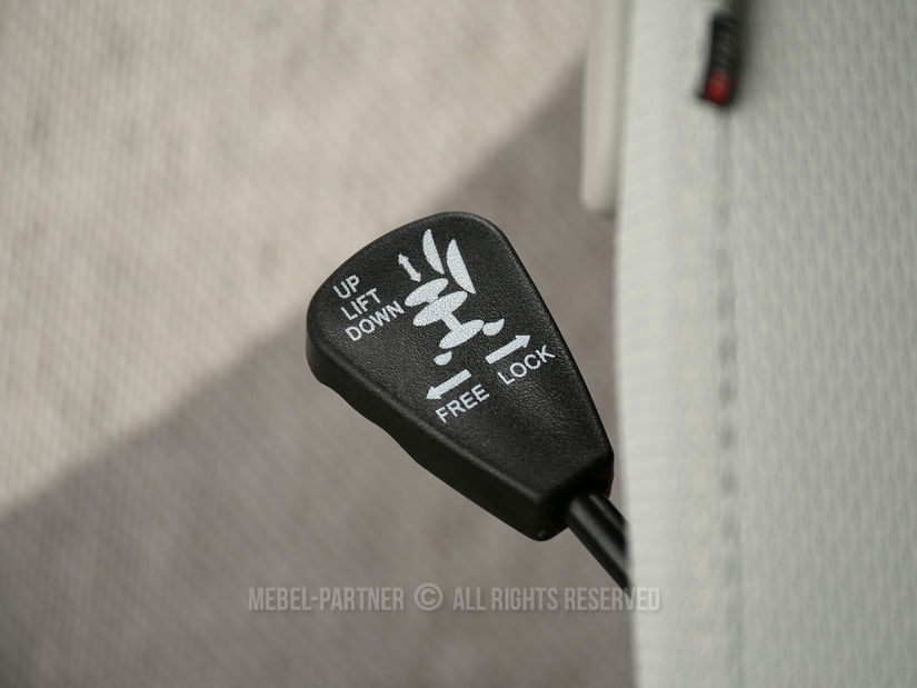 Stolička Bastet (sivá)