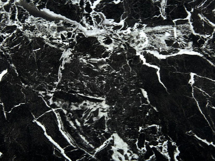 Jedálenský stôl KARSON (čierna + zlatá) (pre 4 osoby)