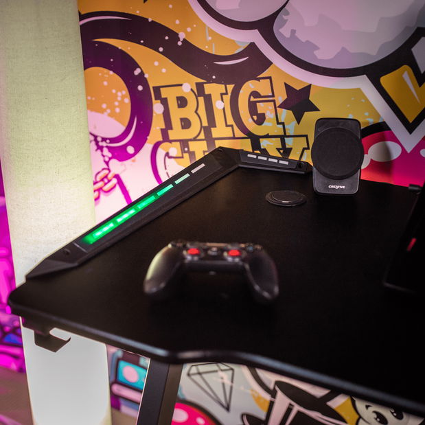 PC stôl Marcelene (čierna)