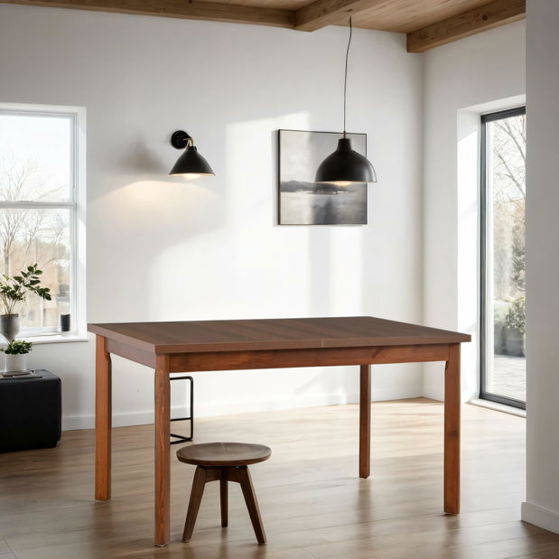 Jedálenský stôl Vanad (pre 4 až 6 osôb)