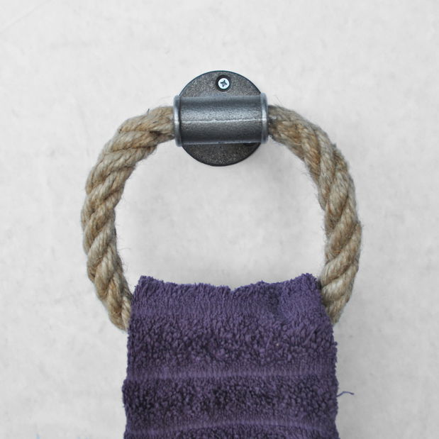 Suport de perete Boura 3