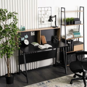 Pisaći stol Ivuma (crna + hrast sonoma) 