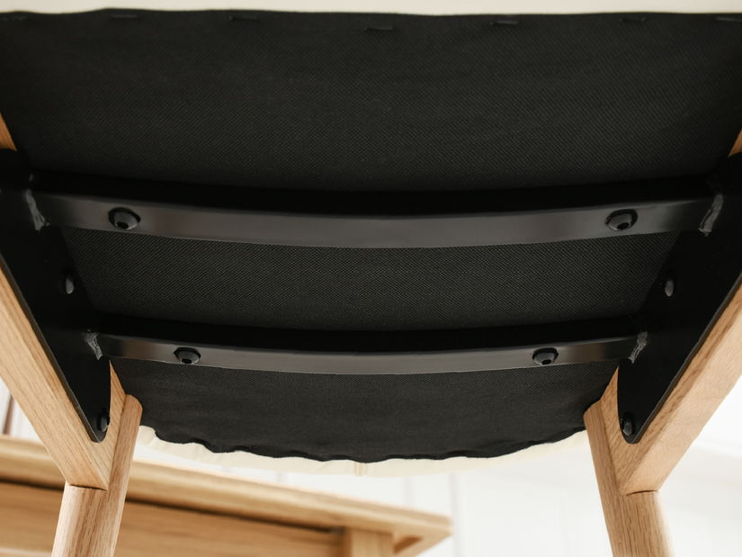 Jedálenská stolička Camisetas (krémová + dub)