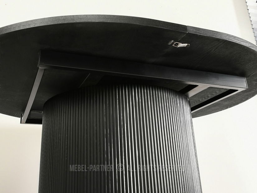 Blagovaonski stol Paga (crno drvo + crna)