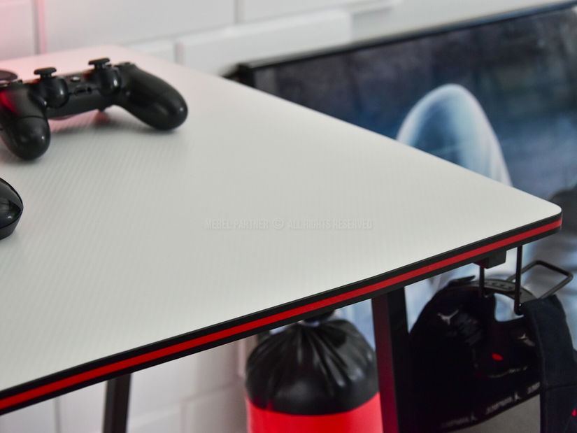 Masă PC Stigma (alb + negru)