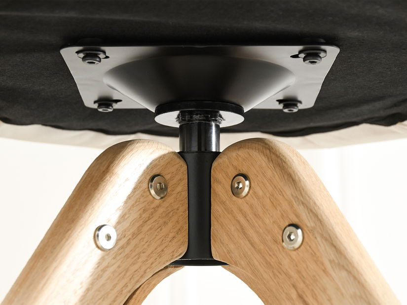 Jedálenská stolička Destete (krémová + dub)