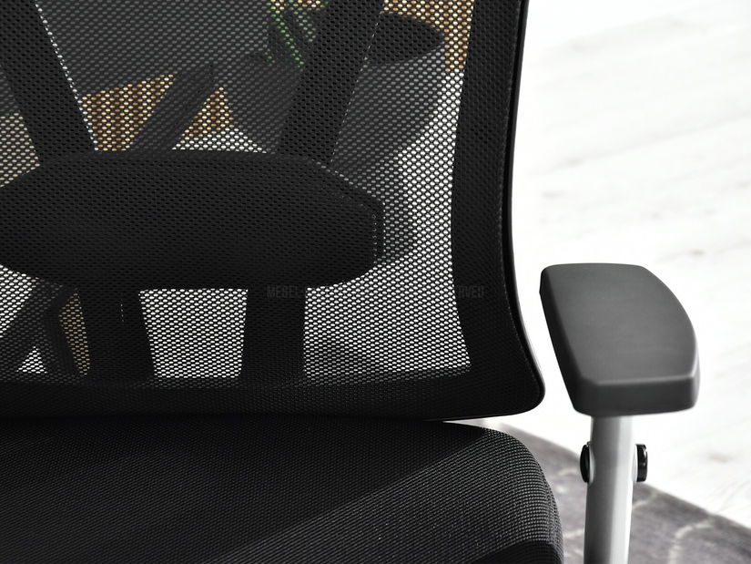 Stolica Fenty (crna)