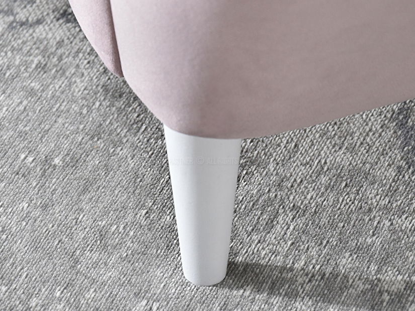 Kreslo ušiak Margis (čierna)