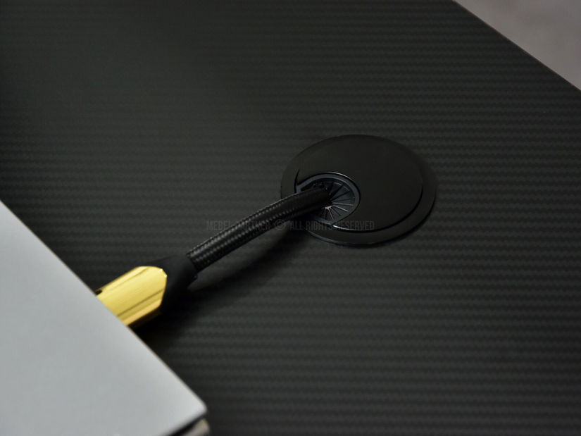 PC stolík Matts 160 (čierna)