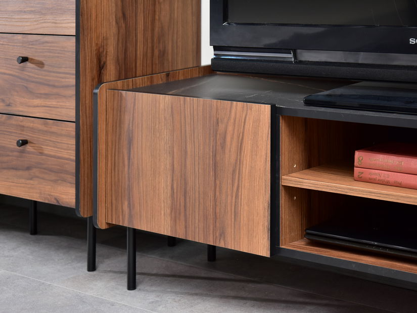 Komoda Protegidas P07 (čierna)