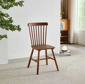 Blagovaonska stolica Garden (orah) 