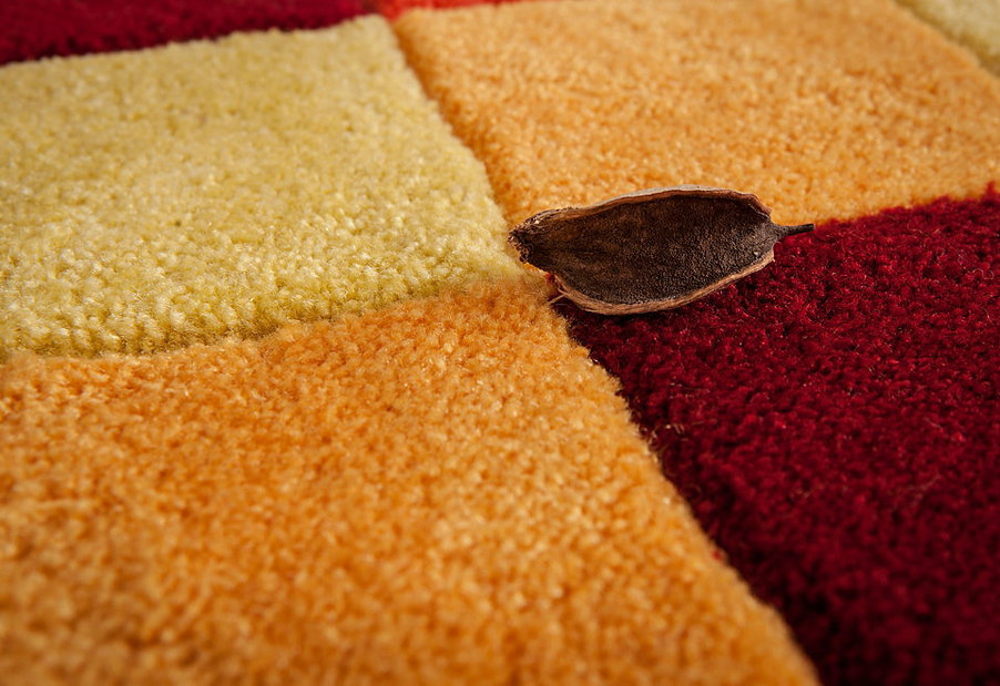 Ručne vyrobený koberec Cosmopolitan Handcarving 830 Terra