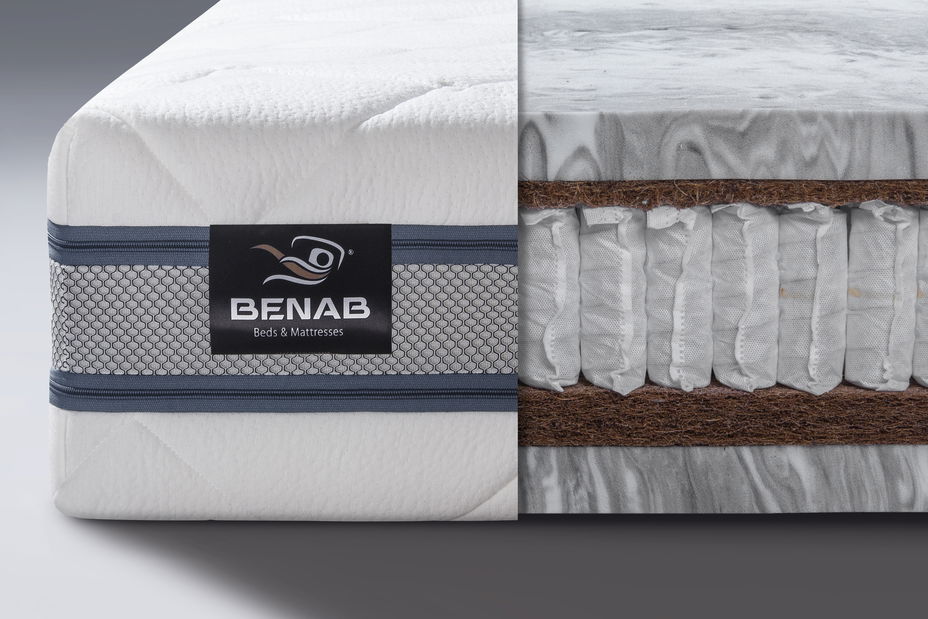 Manželská posteľ 160 cm Benab Sara (s roštami a matracmi)