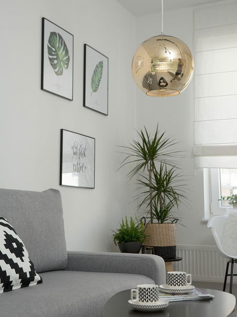 Závesná lampa Arato (zlatá)