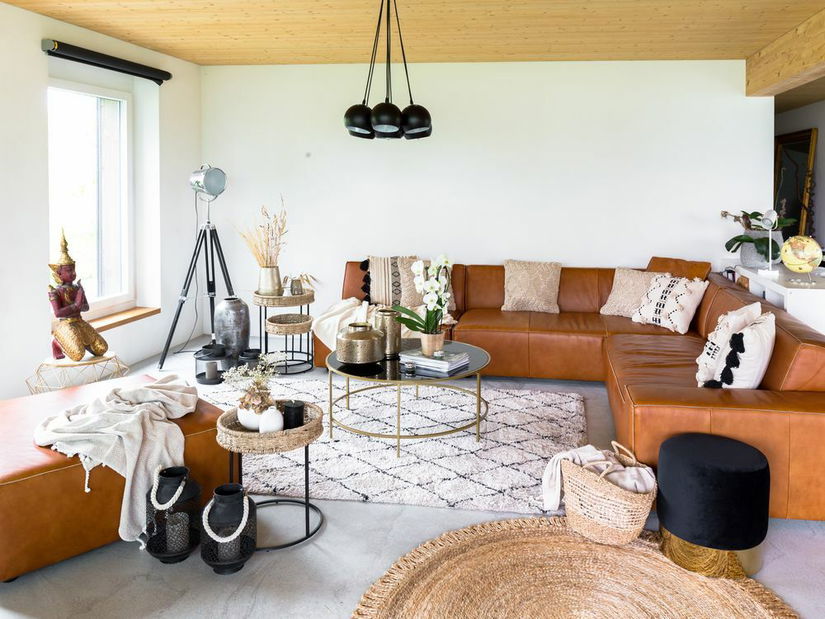 Taburetka Sonsonate (čierna)